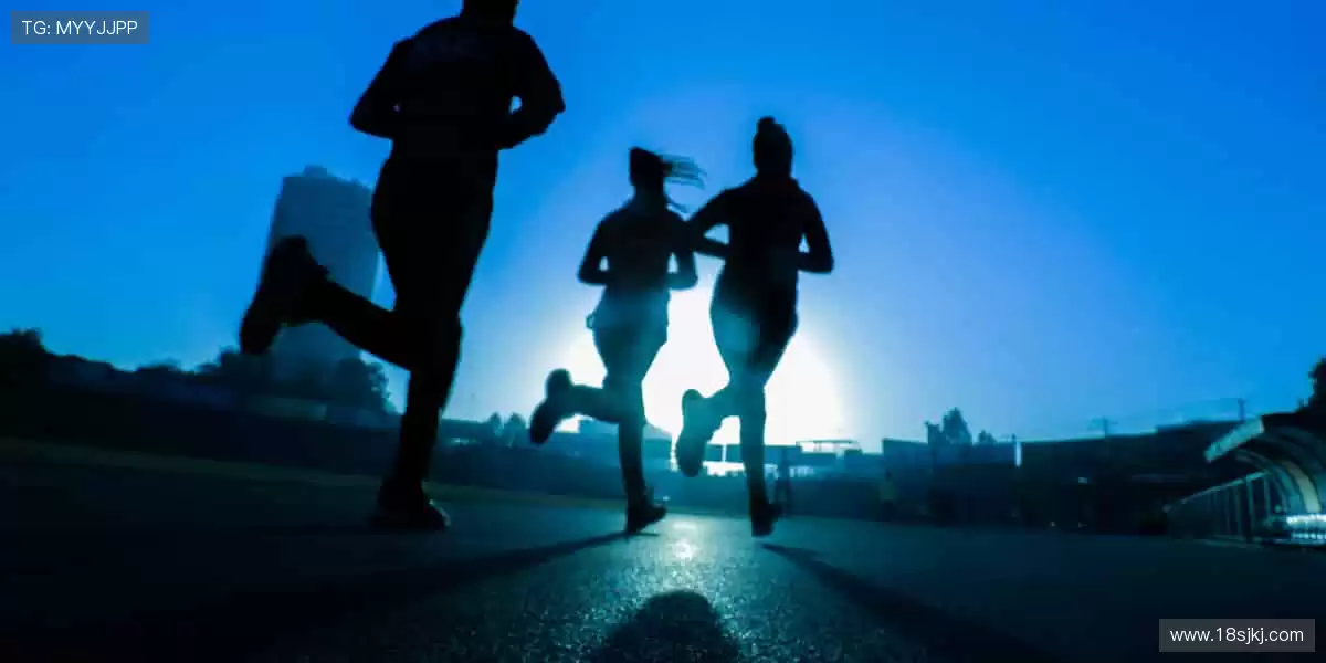 📱 指尖轻点，赛事同步全球！🌍